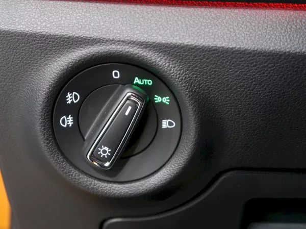 Škoda Kamiq MONTE CARLO 1.5TSI 110KW DSG P - foto 35