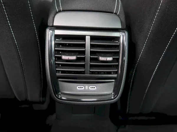 Škoda Kamiq MONTE CARLO 1.5TSI 110KW DSG P - foto 37