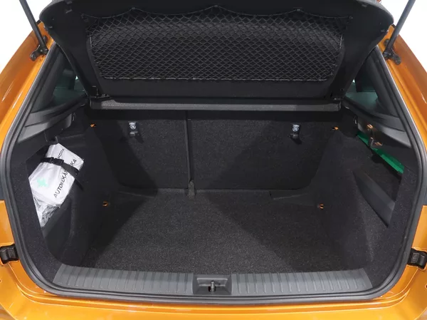 Škoda Kamiq MONTE CARLO 1.5TSI 110KW DSG P - foto 38