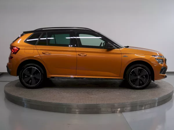 Škoda Kamiq MONTE CARLO 1.5TSI 110KW DSG P - foto 8