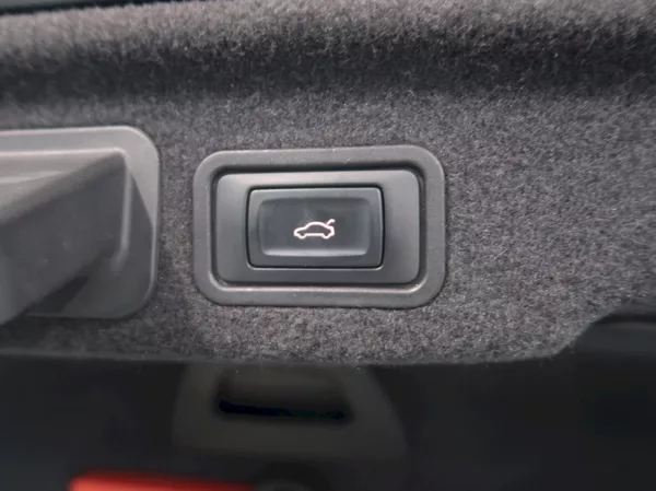 Audi S8 4.0TFSI 382KW QUATTRO EXCLUSIV - foto 49