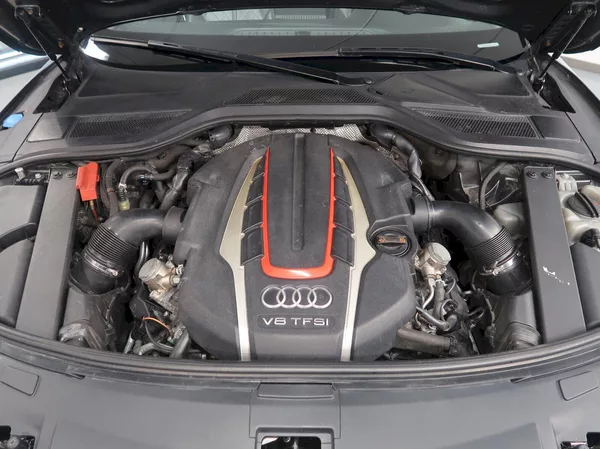 Audi S8 4.0TFSI 382KW QUATTRO EXCLUSIV - foto 50