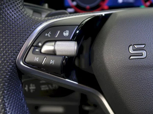 Škoda Kodiaq SPORTLINE 2.0TDI 142KW 4x4 DSG - foto 22