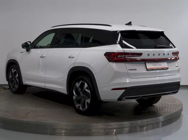 Škoda Kodiaq SPORTLINE 2.0TDI 142KW 4x4 DSG - foto 7