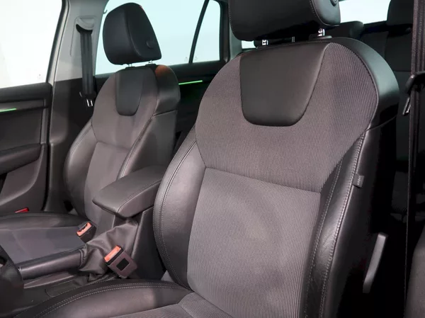 Škoda Octavia STYLE 1.5TSI 110KW DSG DCC NAV - foto 14