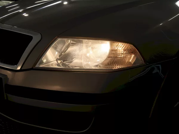 Škoda Octavia TOUR 1.6MPI 75KW - foto 10