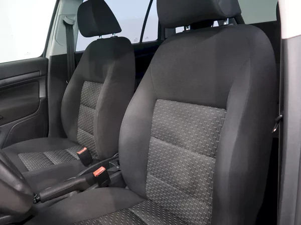 Škoda Octavia TOUR 1.6MPI 75KW - foto 14