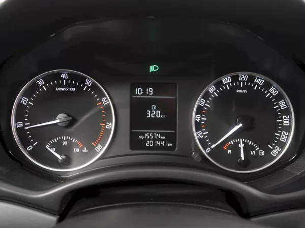 Škoda Octavia TOUR 1.6MPI 75KW - foto 17