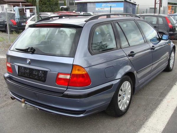 BMW Řada 3 318i, bez koroze - foto 6