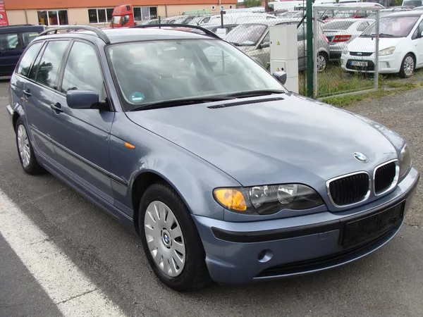 BMW Řada 3 318i, bez koroze - foto 8