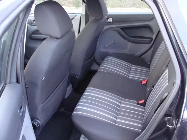 Ford Focus 1.6i, velmi zachovalý - foto 16