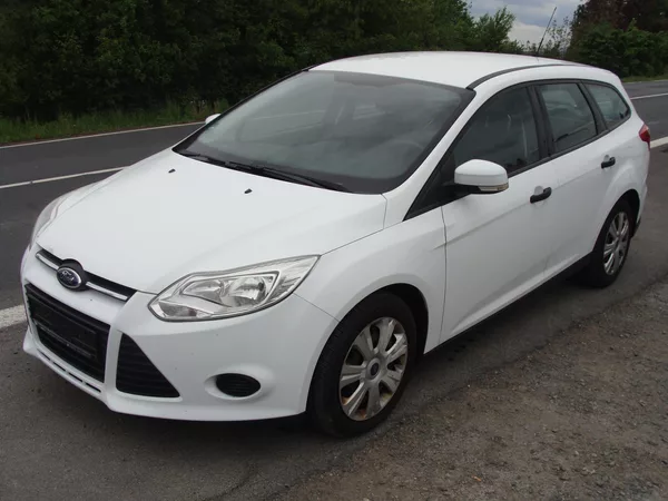 Ford Focus 1.0i, EcoBoost, 74 kW, klima
