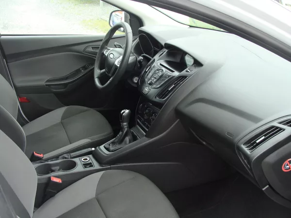 Ford Focus 1.0i, EcoBoost, 74 kW, klima - foto 13