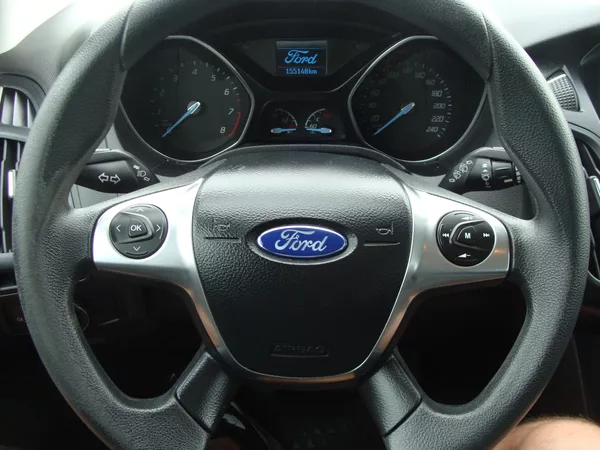 Ford Focus 1.0i, EcoBoost, 74 kW, klima - foto 15