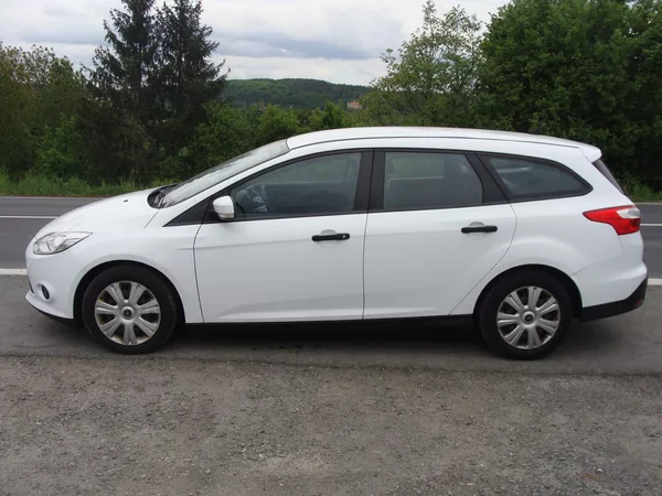 Ford Focus 1.0i, EcoBoost, 74 kW, klima - foto 2