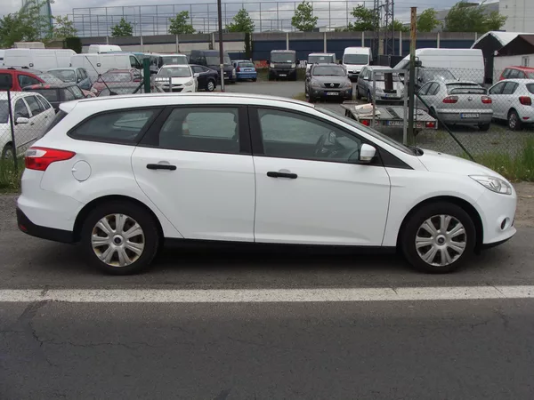 Ford Focus 1.0i, EcoBoost, 74 kW, klima - foto 6