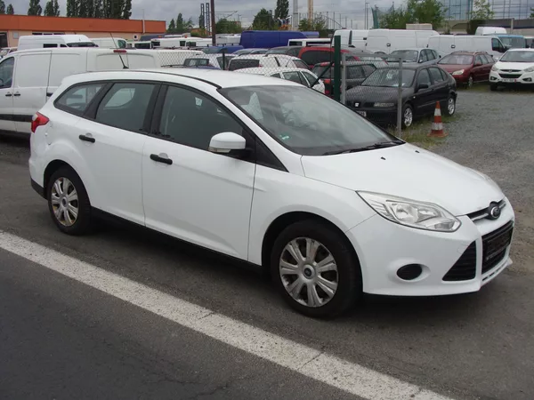 Ford Focus 1.0i, EcoBoost, 74 kW, klima - foto 7