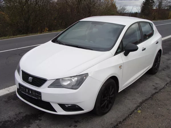 Seat Ibiza 1.2 TSi, klimatizace, alu kola