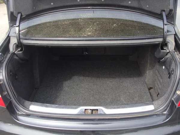 Škoda Superb 2.0 TDi, 125 kW, tažné, klima - foto 12