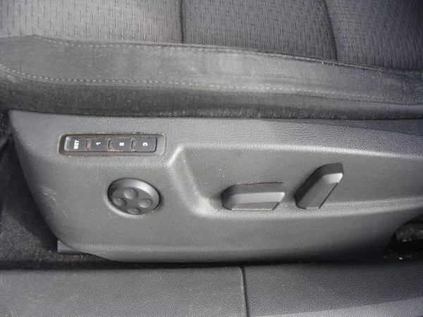 Škoda Superb 2.0 TDi, 125 kW, tažné, klima - foto 15