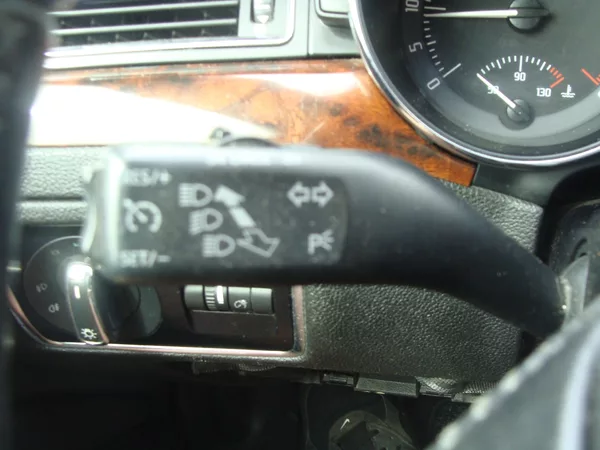 Škoda Superb 2.0 TDi, 125 kW, tažné, klima - foto 20