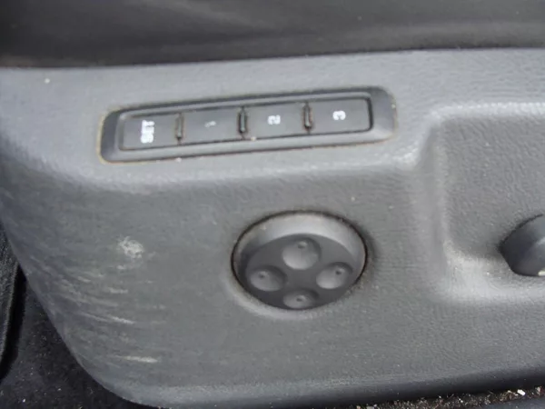 Škoda Superb 2.0 TDi, 125 kW, 4X4, klima - foto 23