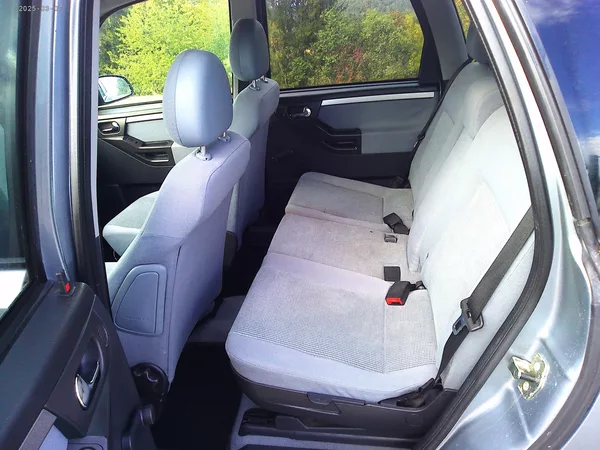 Opel Meriva 1.8i, kompletní serviska - foto 16