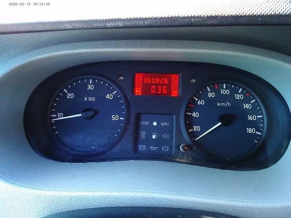 Renault Master 2.5 DCi, 84 kW, klima,tažné - foto 15