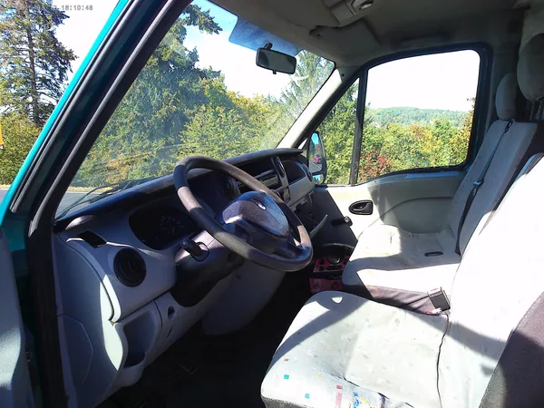 Renault Master 2.5 DCi, 84 kW, klima,tažné - foto 9