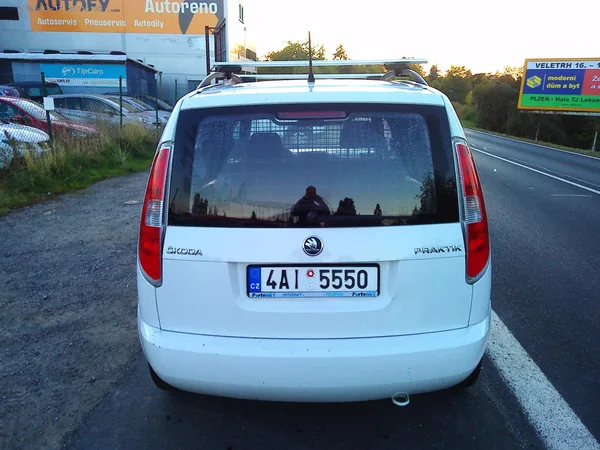 Škoda Praktik 1.2TSi, 63 kW, klima, nová STK - foto 4