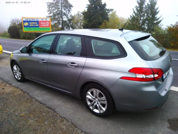 Peugeot 308 1.6 HDi, 73 kW, klima, 2x kola - foto 3