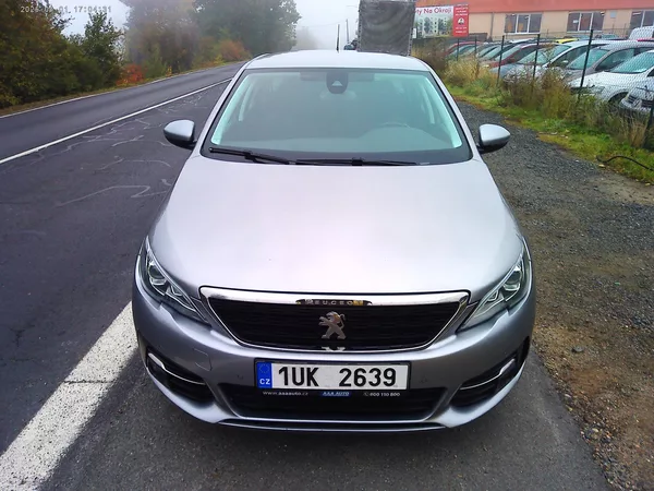 Peugeot 308 1.6 HDi, 73 kW, klima, 2x kola - foto 8