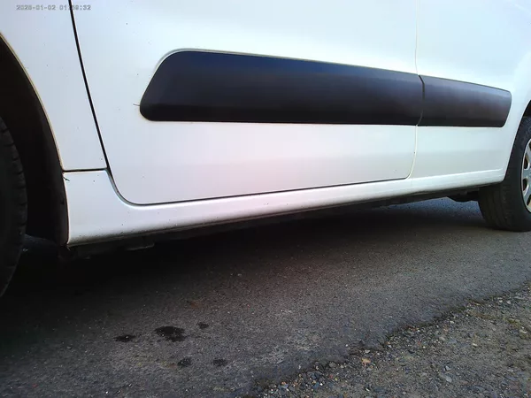 Peugeot Partner 1.6 e-HDi, 66 kW, klima, LONG - foto 24