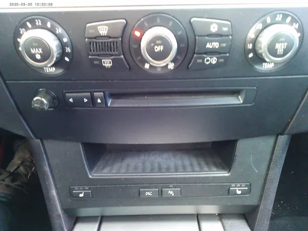 BMW Řada 5 530 D, 160 kW, klimatizace - foto 14