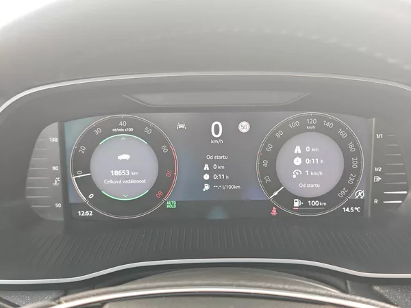 Škoda Octavia Top Selection 6MP 1,5TSI - foto 12