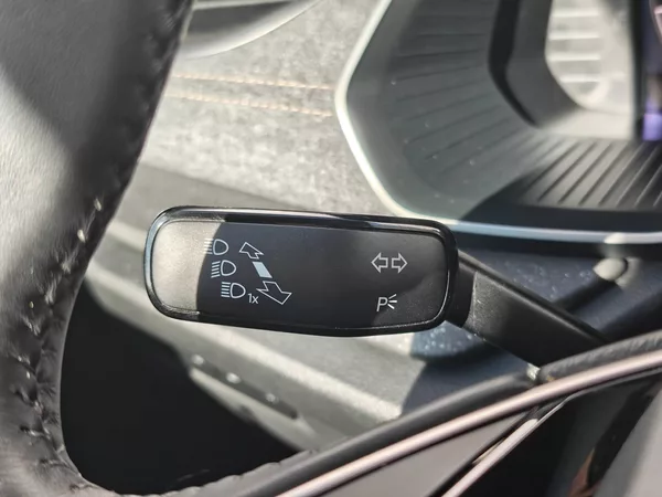 Škoda Octavia Top Selection 6MP 1,5TSI - foto 14
