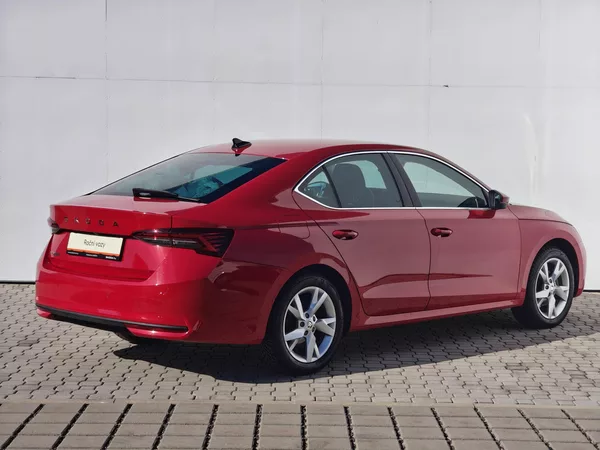 Škoda Octavia Top Selection 6MP 1,5TSI - foto 2