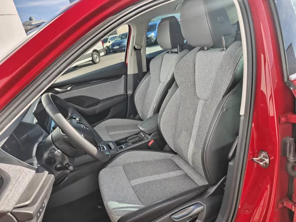 Škoda Octavia Top Selection 6MP 1,5TSI - foto 6