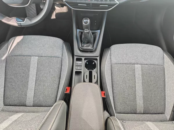 Škoda Octavia Top Selection 6MP 1,5TSI - foto 9