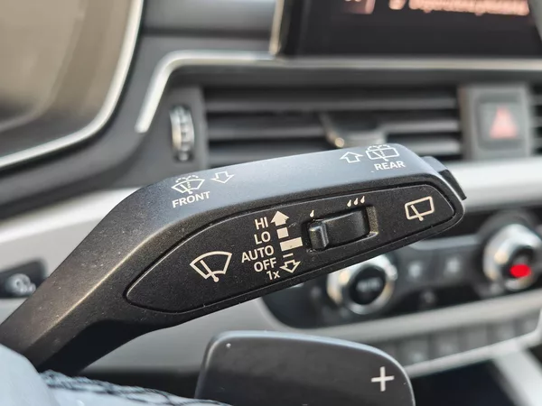 Audi A4 Quattro ST7 2,0TDI - foto 15