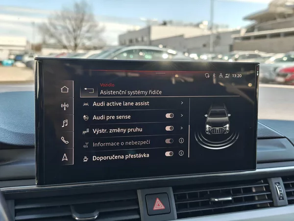 Audi A4 Quattro ST7 2,0TDI - foto 18