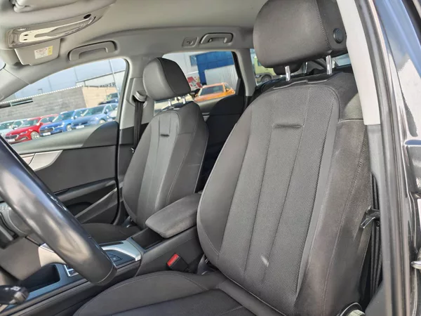 Audi A4 Quattro ST7 2,0TDI - foto 6