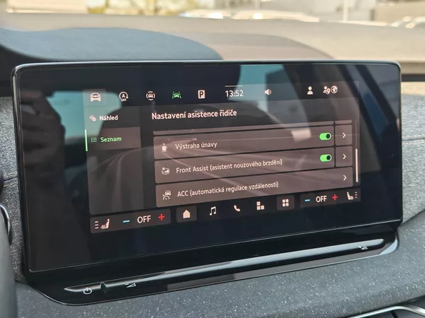 Škoda Octavia Top Selection 7DSG m-HEV 1,5TS - foto 18