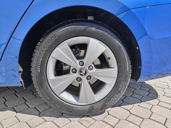 Škoda Octavia Top Selection 7DSG m-HEV 1,5TS - foto 22