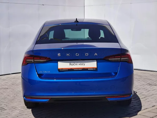 Škoda Octavia Top Selection 7DSG m-HEV 1,5TS - foto 23