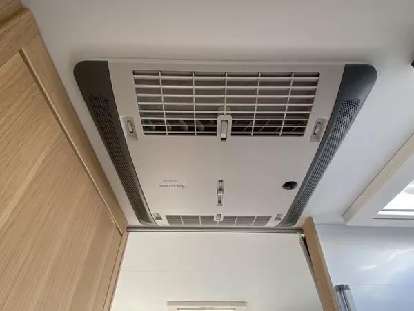 Adria Matrix Axess 670SL 9st AP 2,2 - foto 18