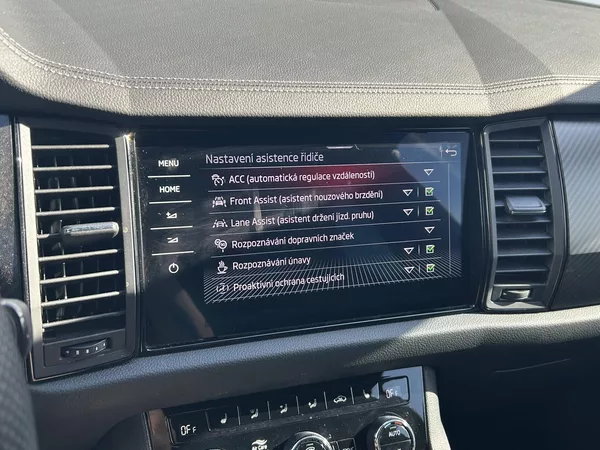 Škoda Kodiaq Sportline 4x4 7DSG 2,0TSI - foto 18