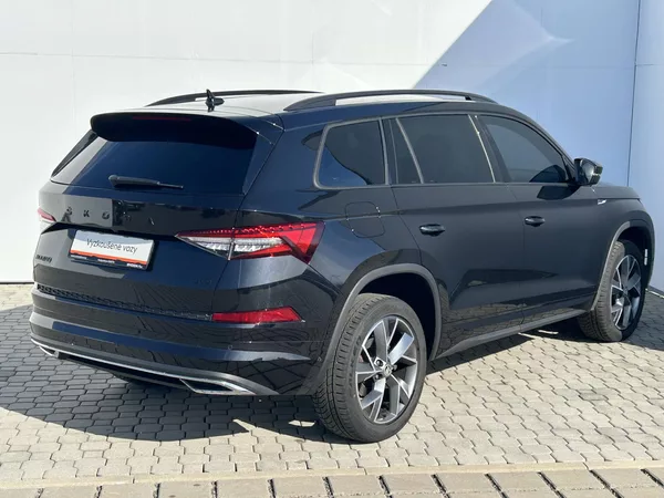 Škoda Kodiaq Sportline 4x4 7DSG 2,0TSI - foto 2