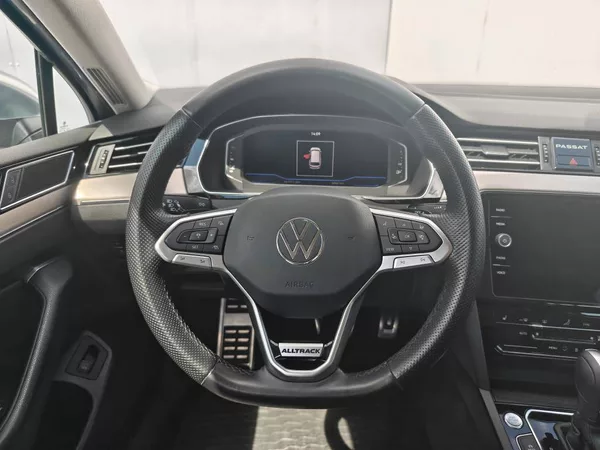 Volkswagen Passat Alltrack 7DSG 4Motion 2,0TDi - foto 11