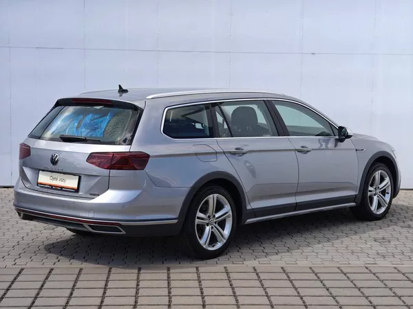 Volkswagen Passat Alltrack 7DSG 4Motion 2,0TDi - foto 2